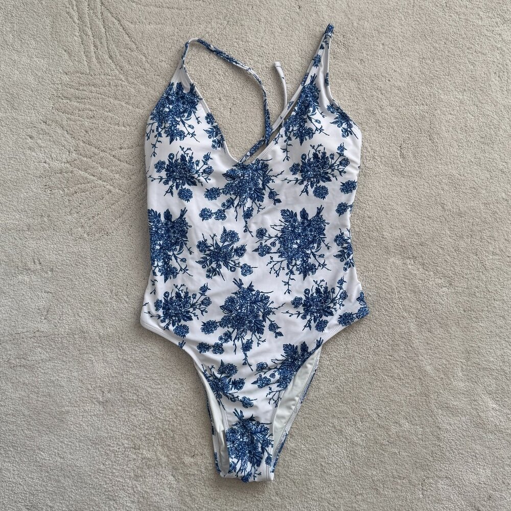 Blue and White Berlook One Piece Swimsuit